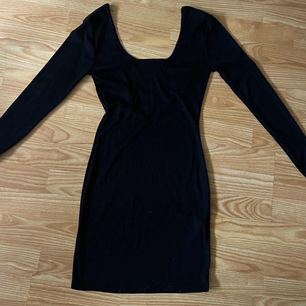 PrettyLittleThing dress